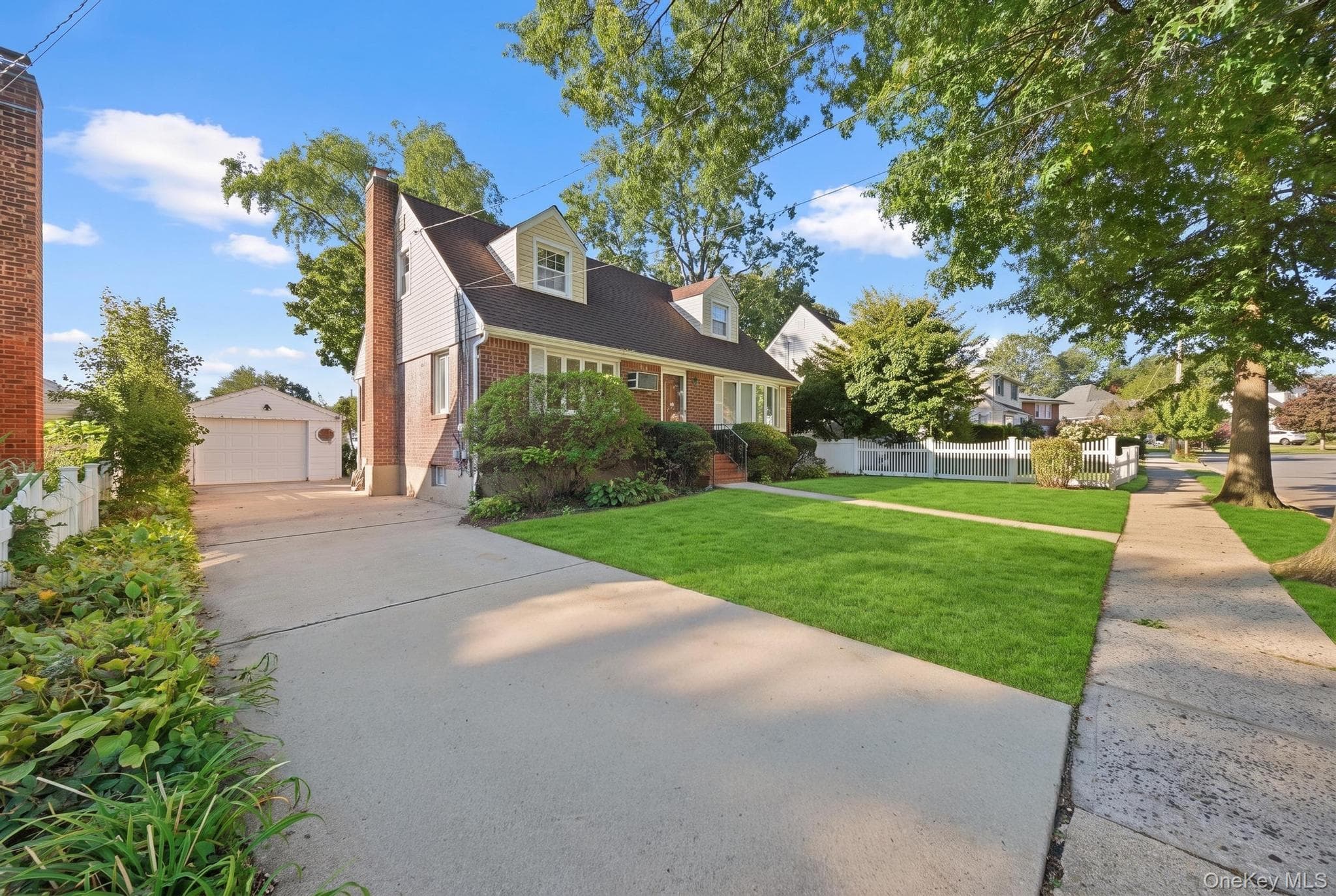 88 Meyer Avenue thumbnail 2