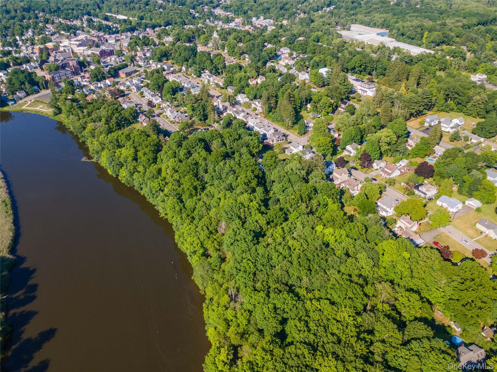 Riverview Street thumbnail 14