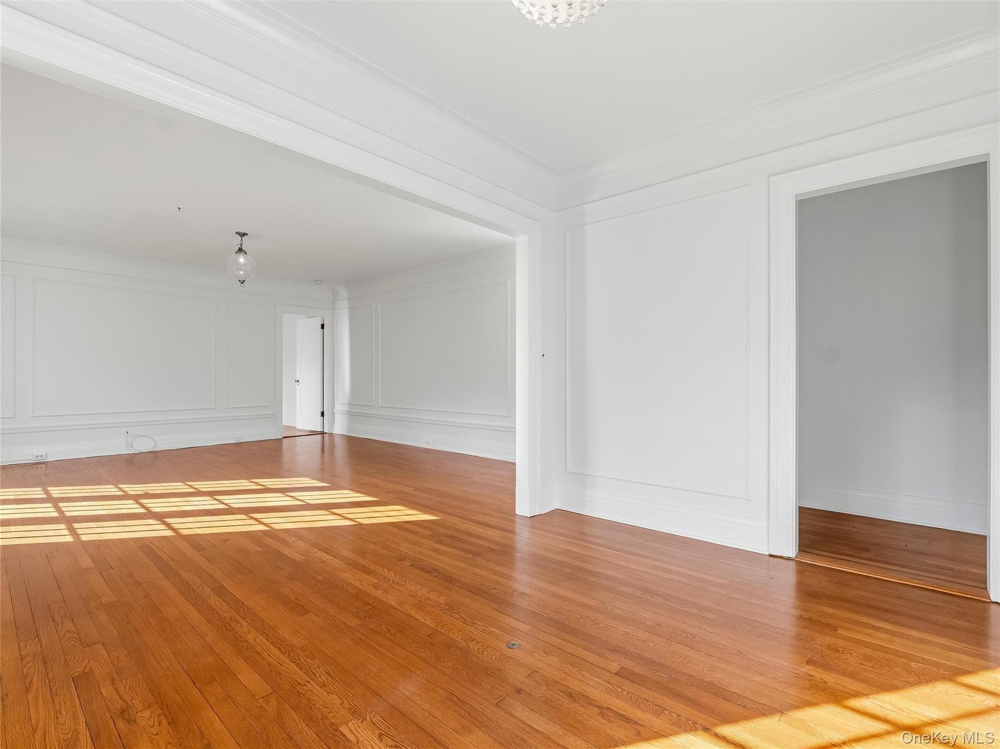 1 Rivermere Unit: 4F thumbnail 12