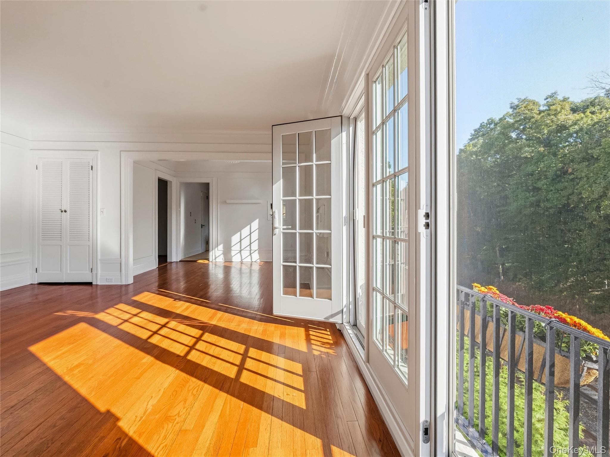 1 Rivermere Unit: 4F thumbnail 9