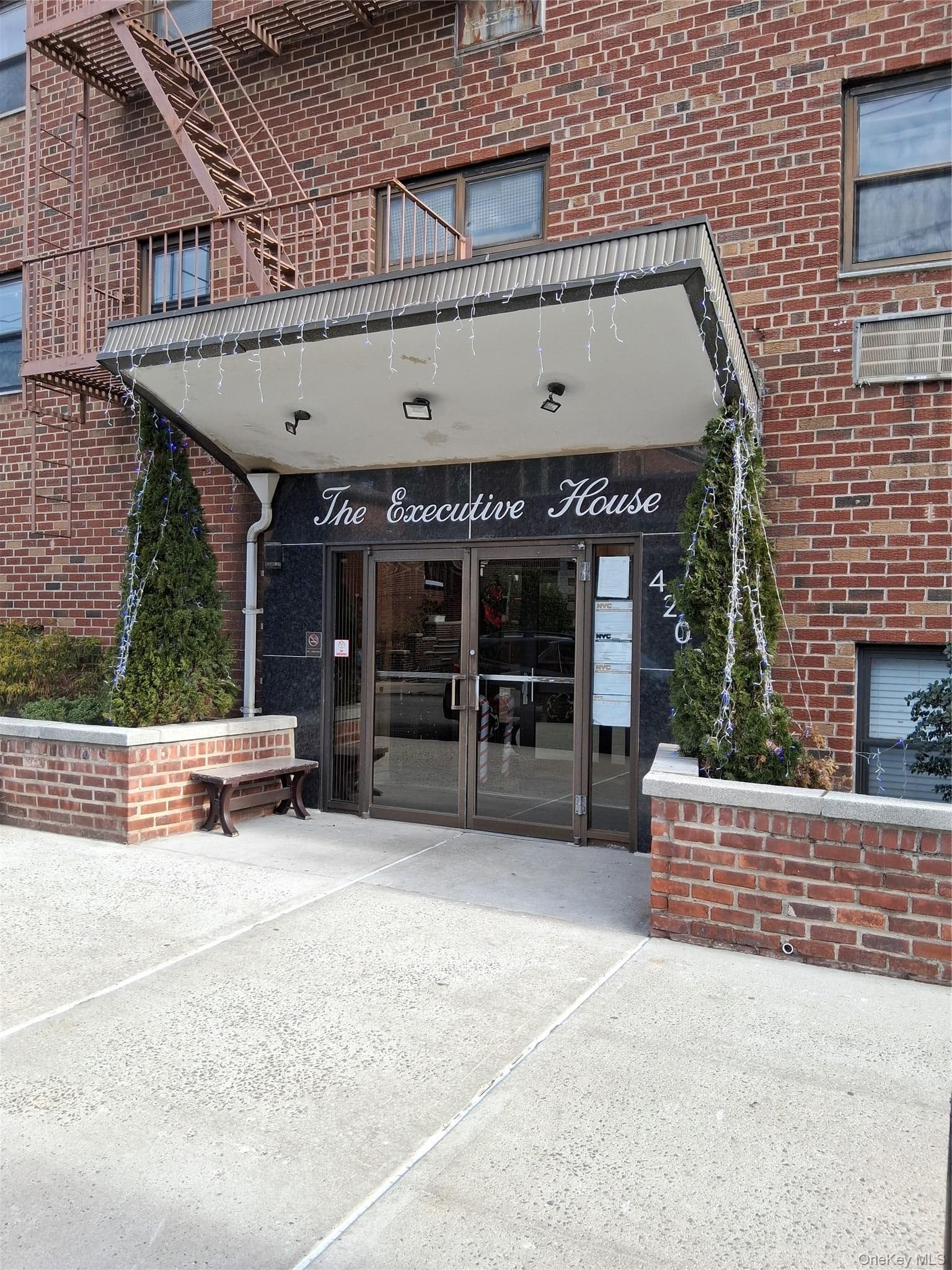 4200 Herkimer Place Unit: 4e photo 1