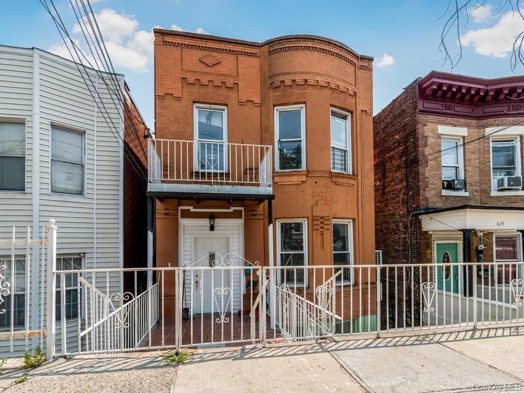 628 Mead Street thumbnail 2