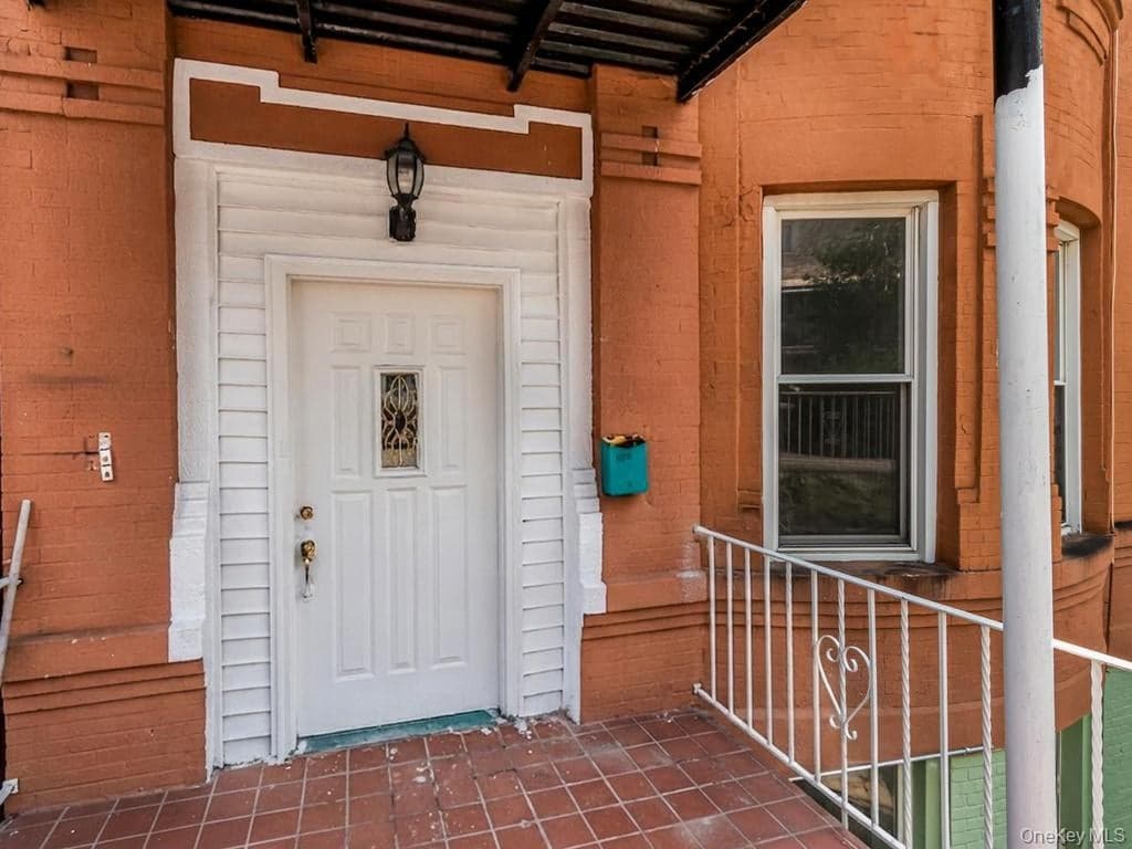 628 Mead Street thumbnail 3