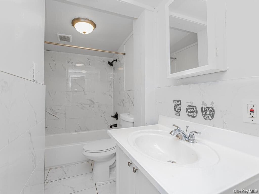 81 Washington St ST thumbnail 10