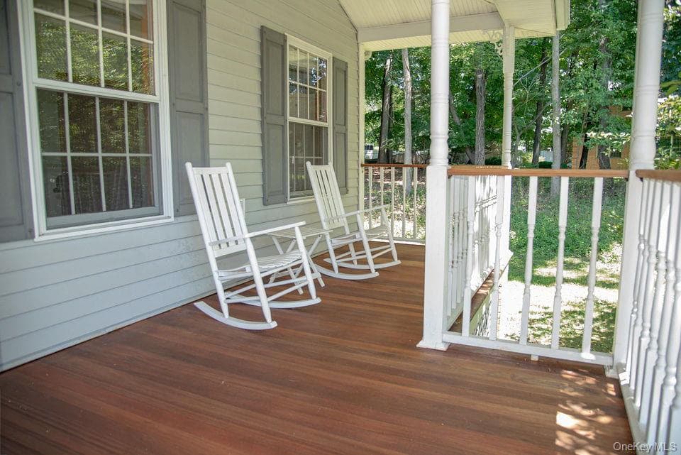 4 Hauser Terrace thumbnail 5