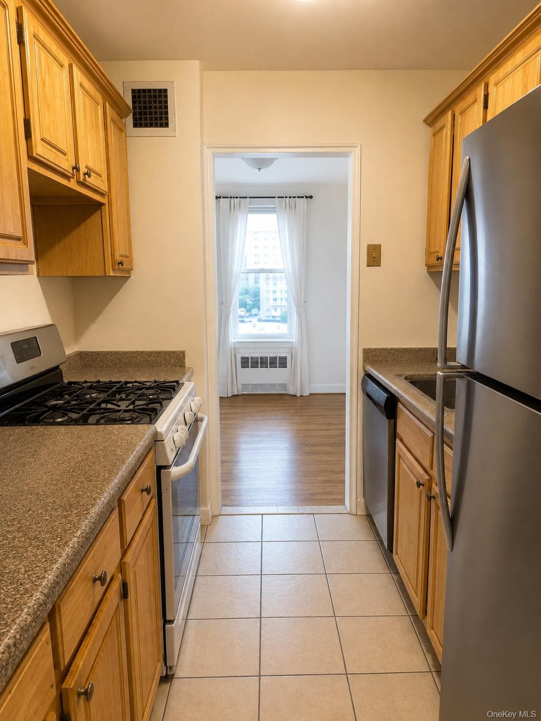 855 Broadway Unit: 5C thumbnail 5