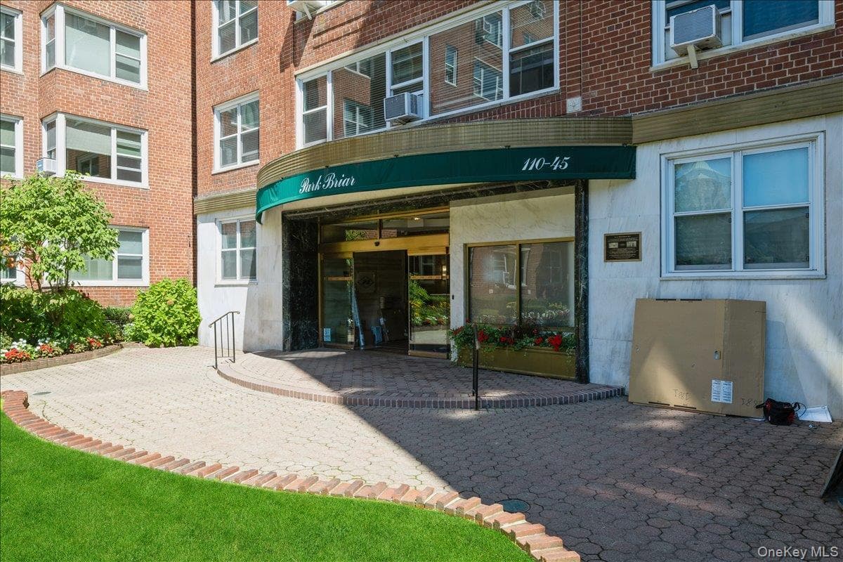 110-45 Queens Boulevard Unit: 312 thumbnail 2