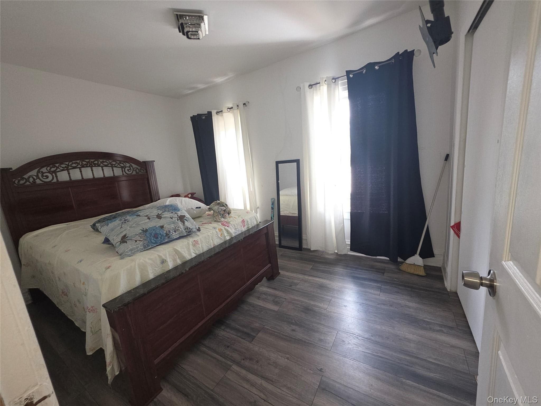 968 Albany Avenue thumbnail 18