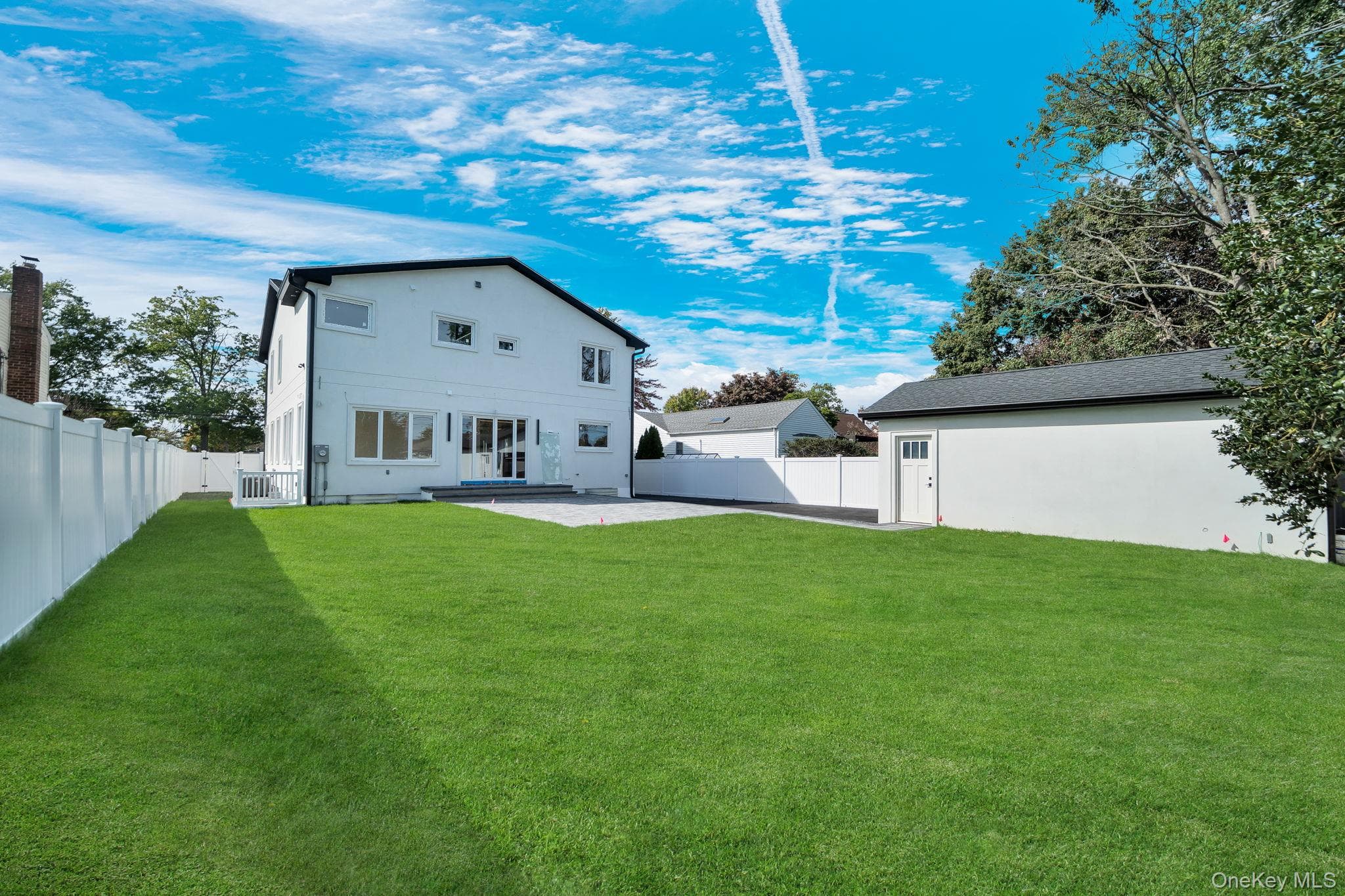 748 Carman Avenue thumbnail 43