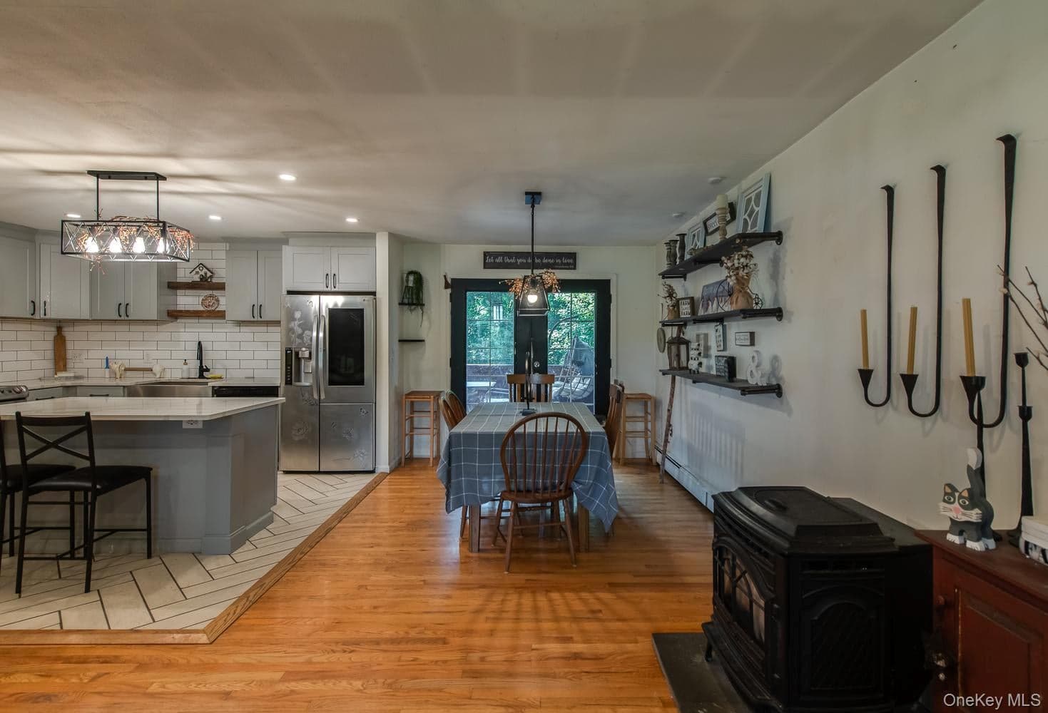 10 Lakeview Court thumbnail 8
