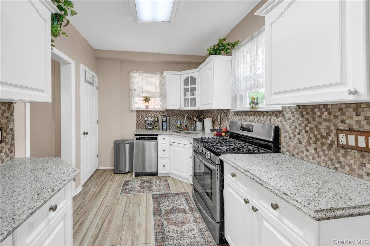 322 Logan Avenue thumbnail 12