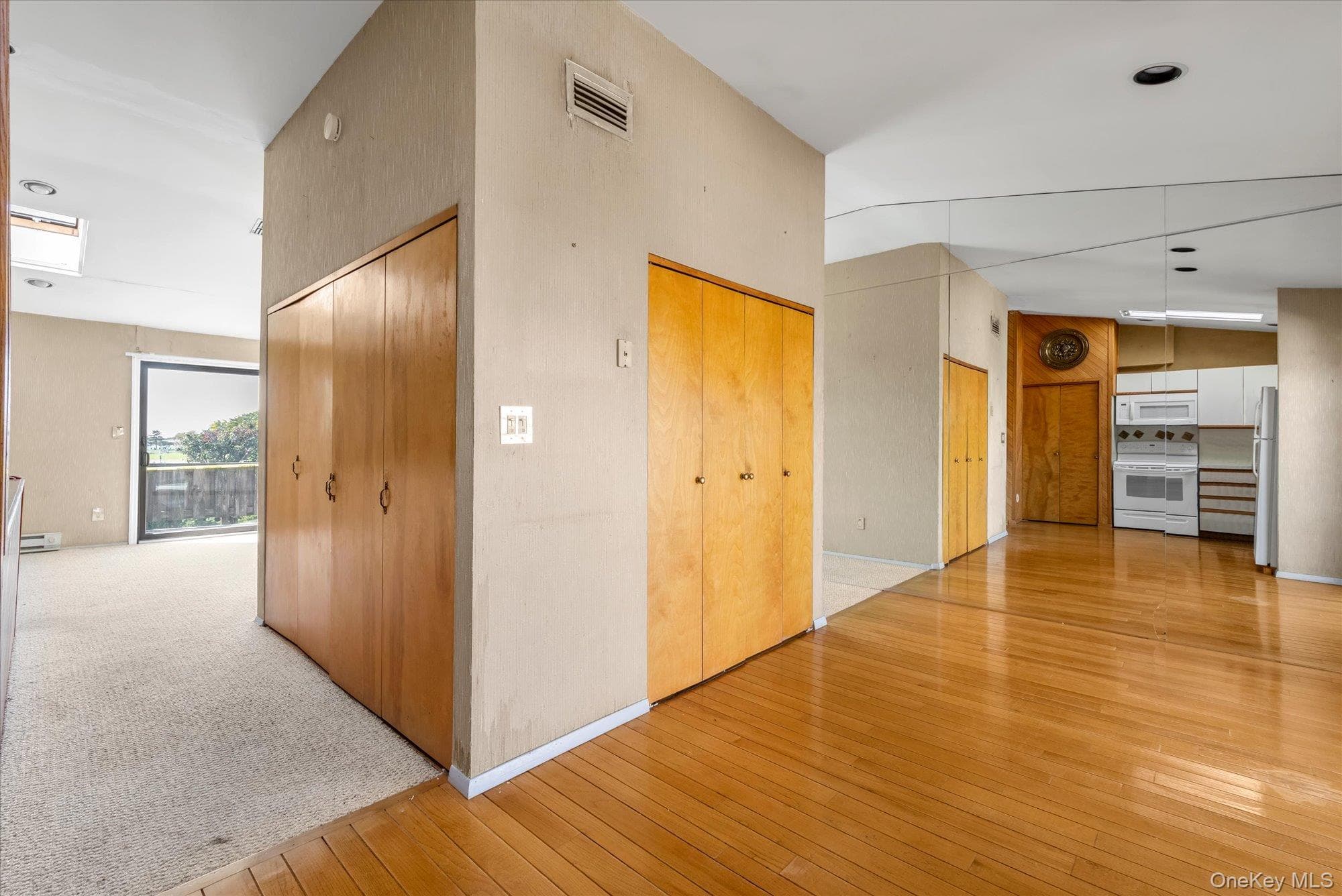 1 Anchorage WAY Unit: 1208 thumbnail 6