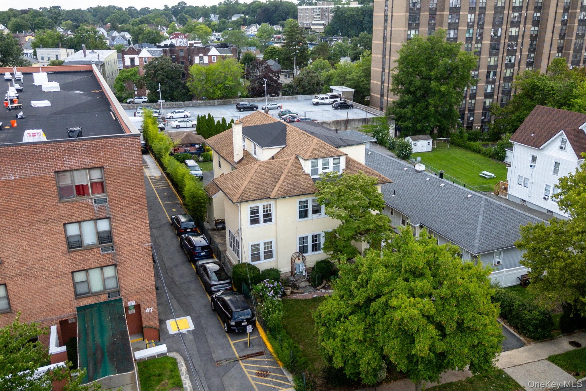 43 Davis Avenue thumbnail 27