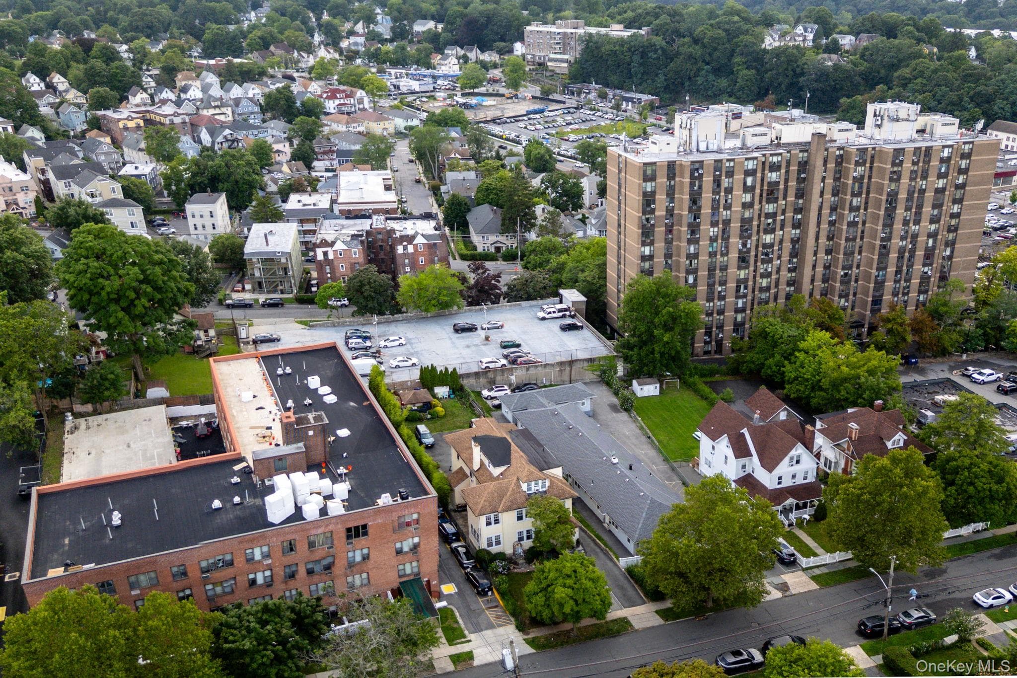 43 Davis Avenue thumbnail 24