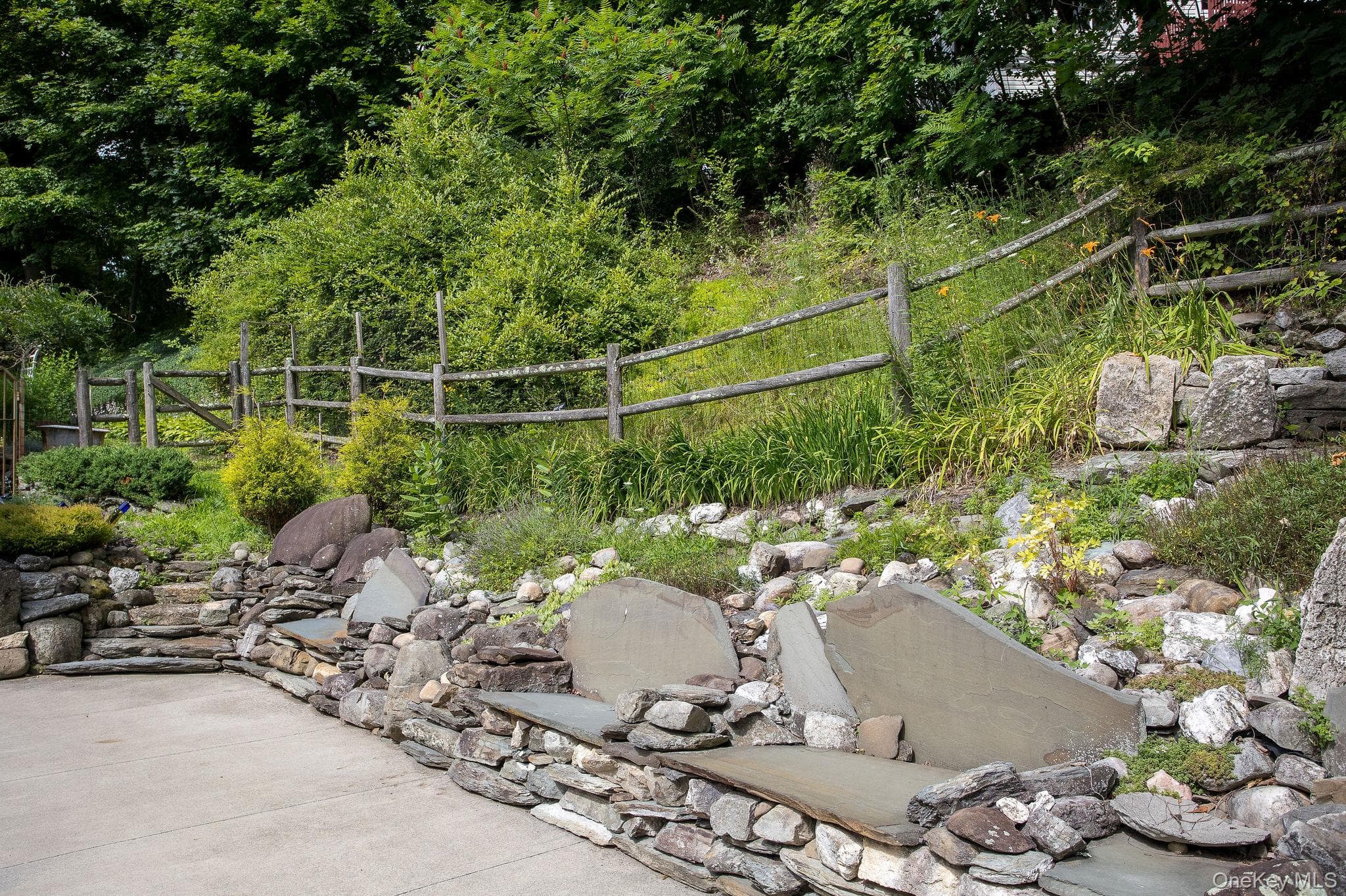 390 Water Street Road thumbnail 8