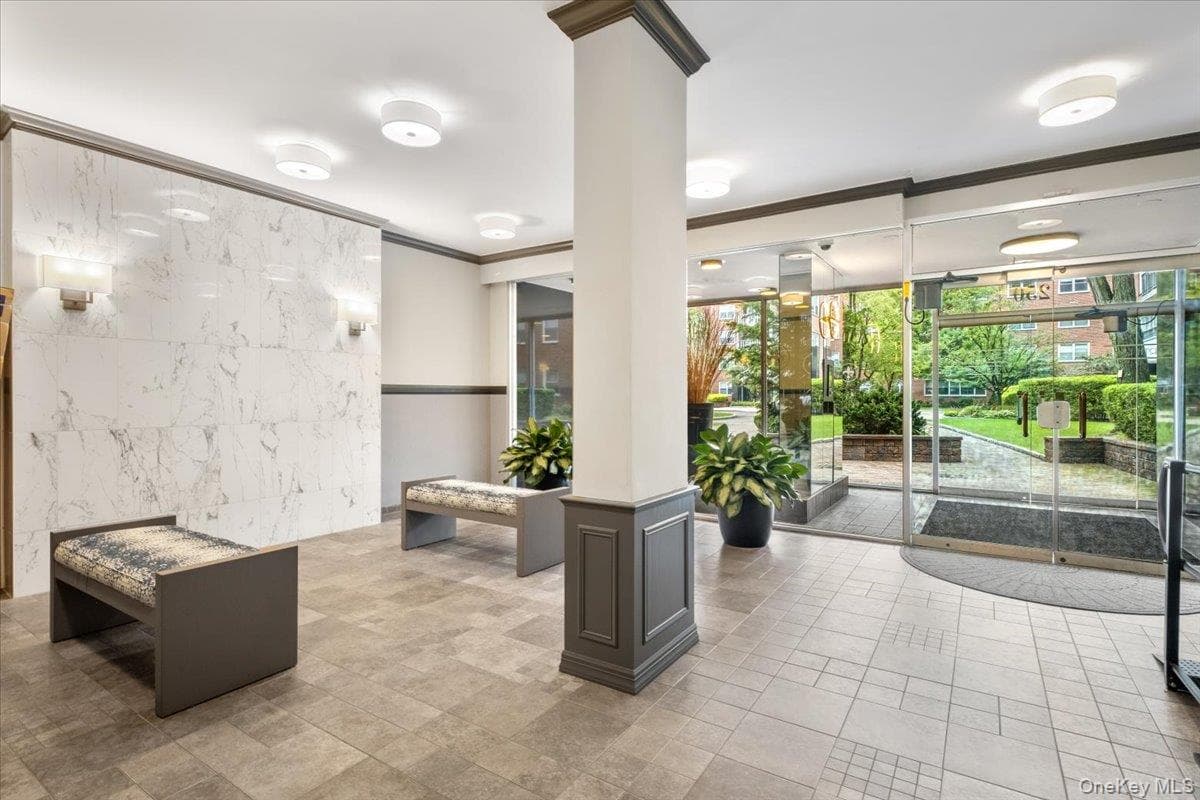 250 Garth Road Unit: 2E3 thumbnail 3