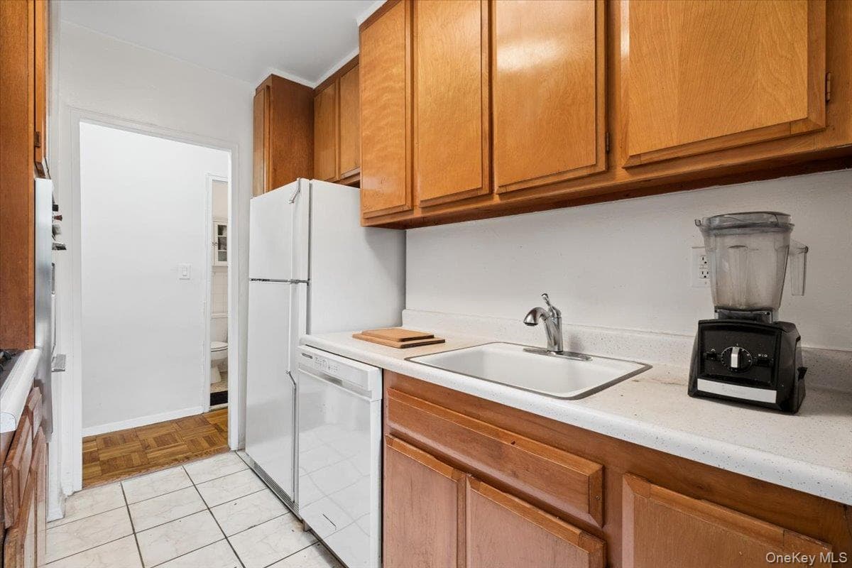 250 Garth Road Unit: 2E3 thumbnail 10