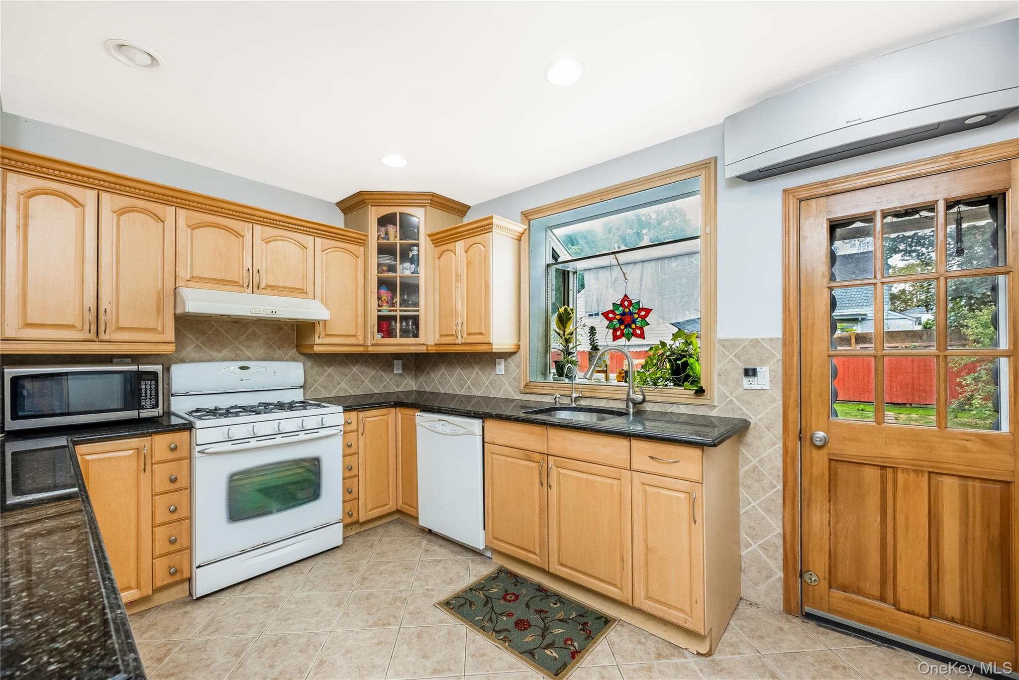 164-36 76th Avenue thumbnail 11