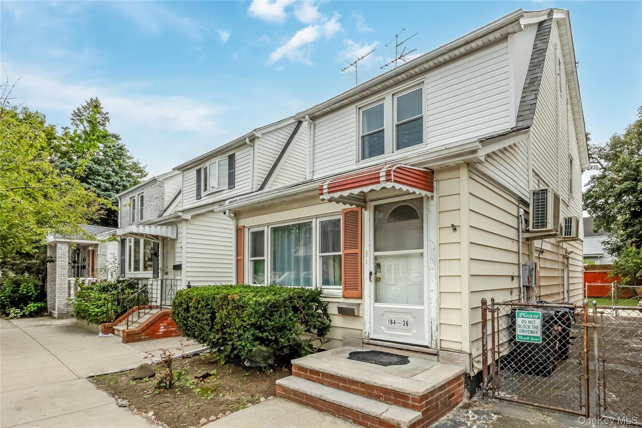 164-36 76th Avenue thumbnail 3