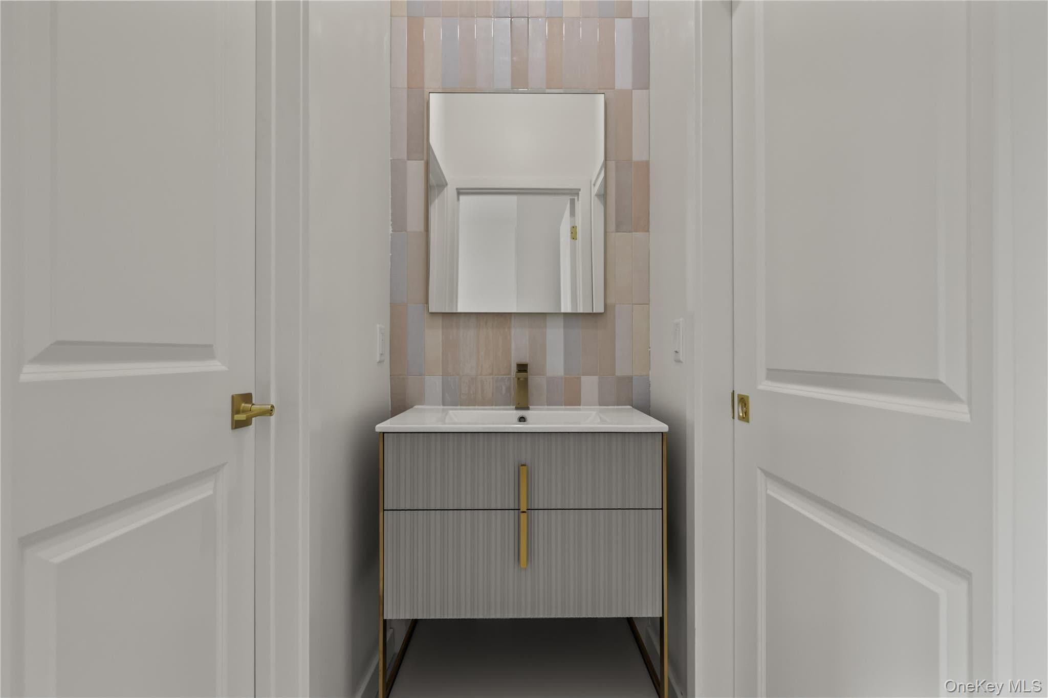 41 Saddle River Road Unit: 201 thumbnail 33