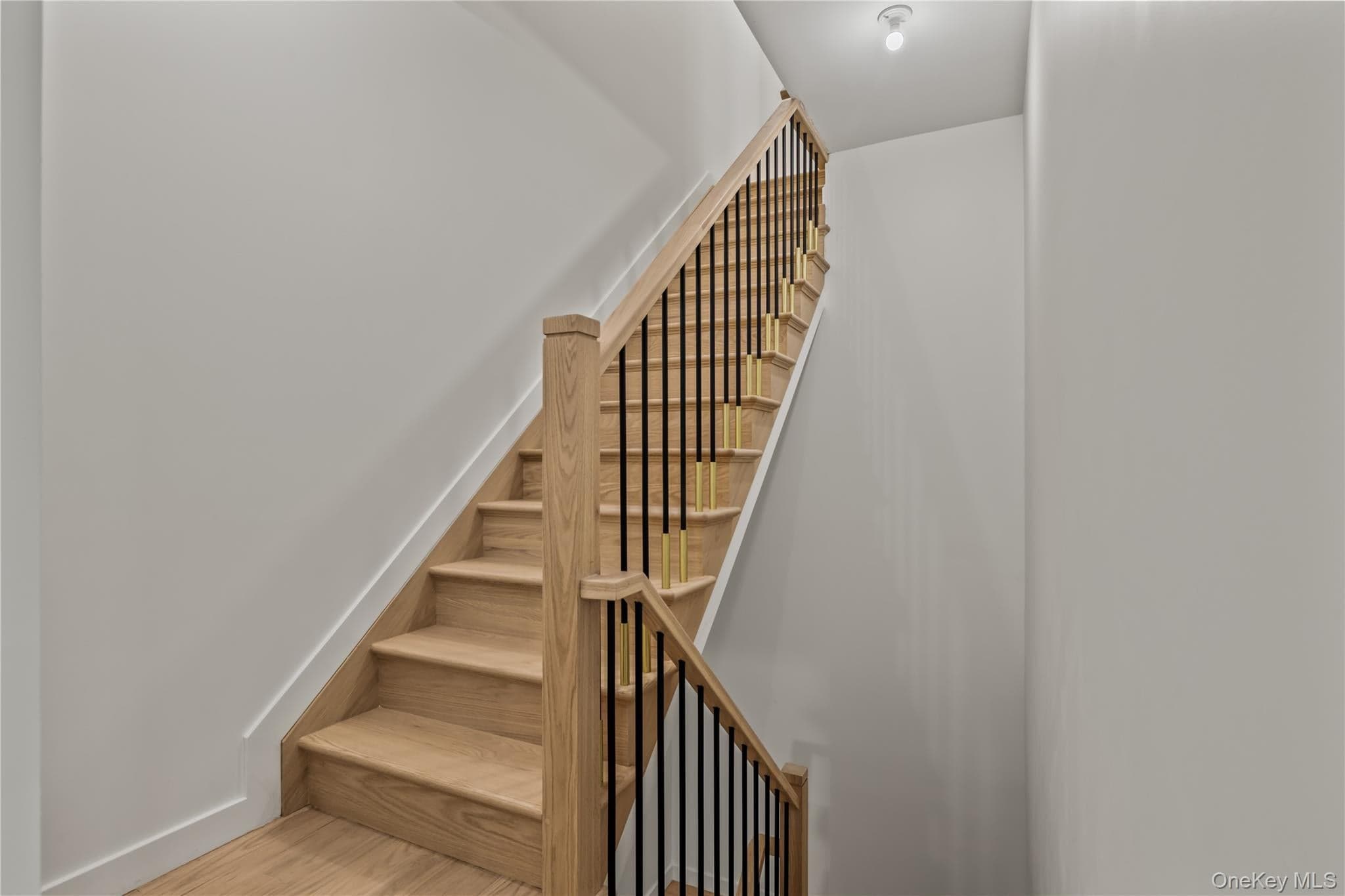 41 Saddle River Road Unit: 201 thumbnail 38