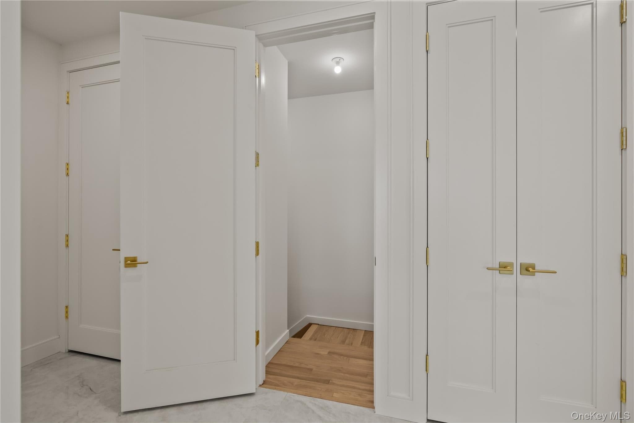 41 Saddle River Road Unit: 201 thumbnail 37