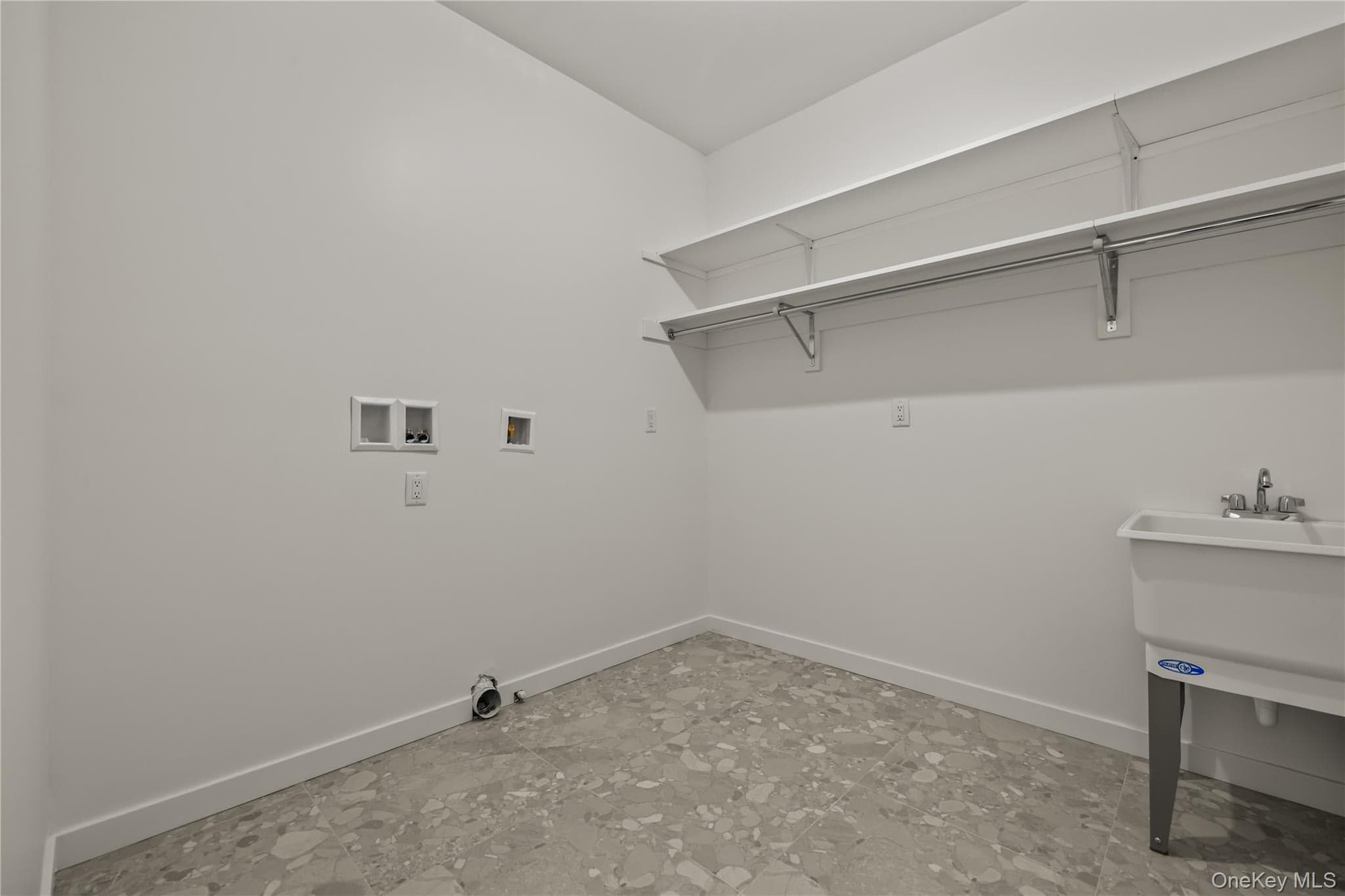 41 Saddle River Road Unit: 201 thumbnail 35