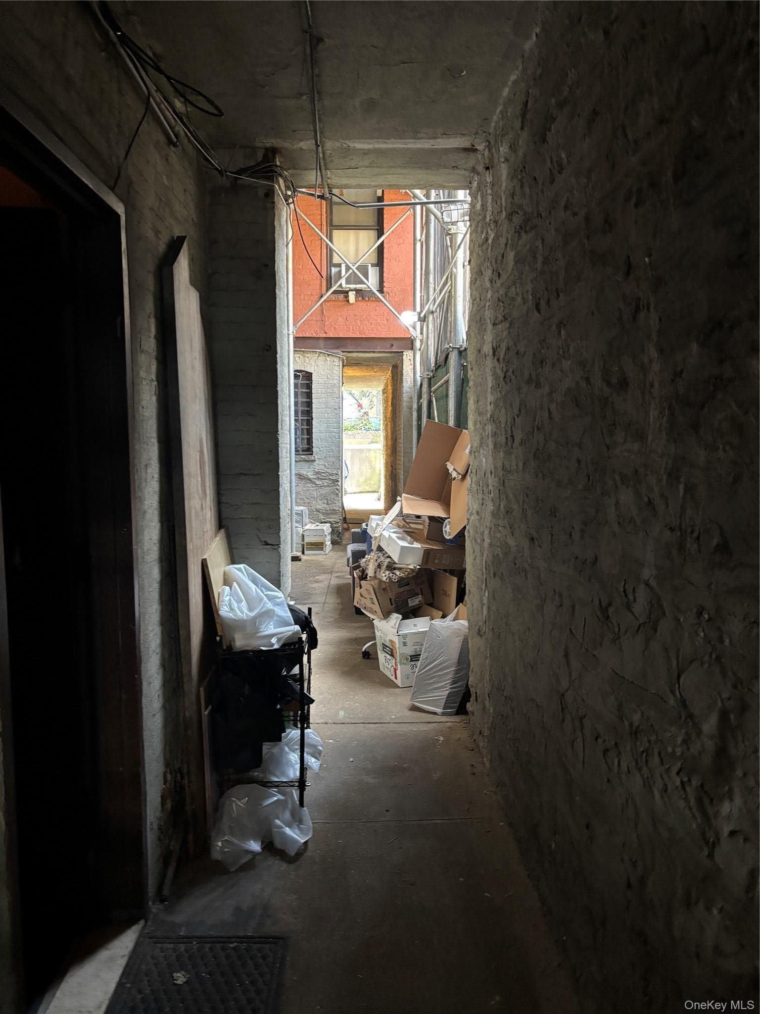 2308 Hughes Avenue thumbnail 14