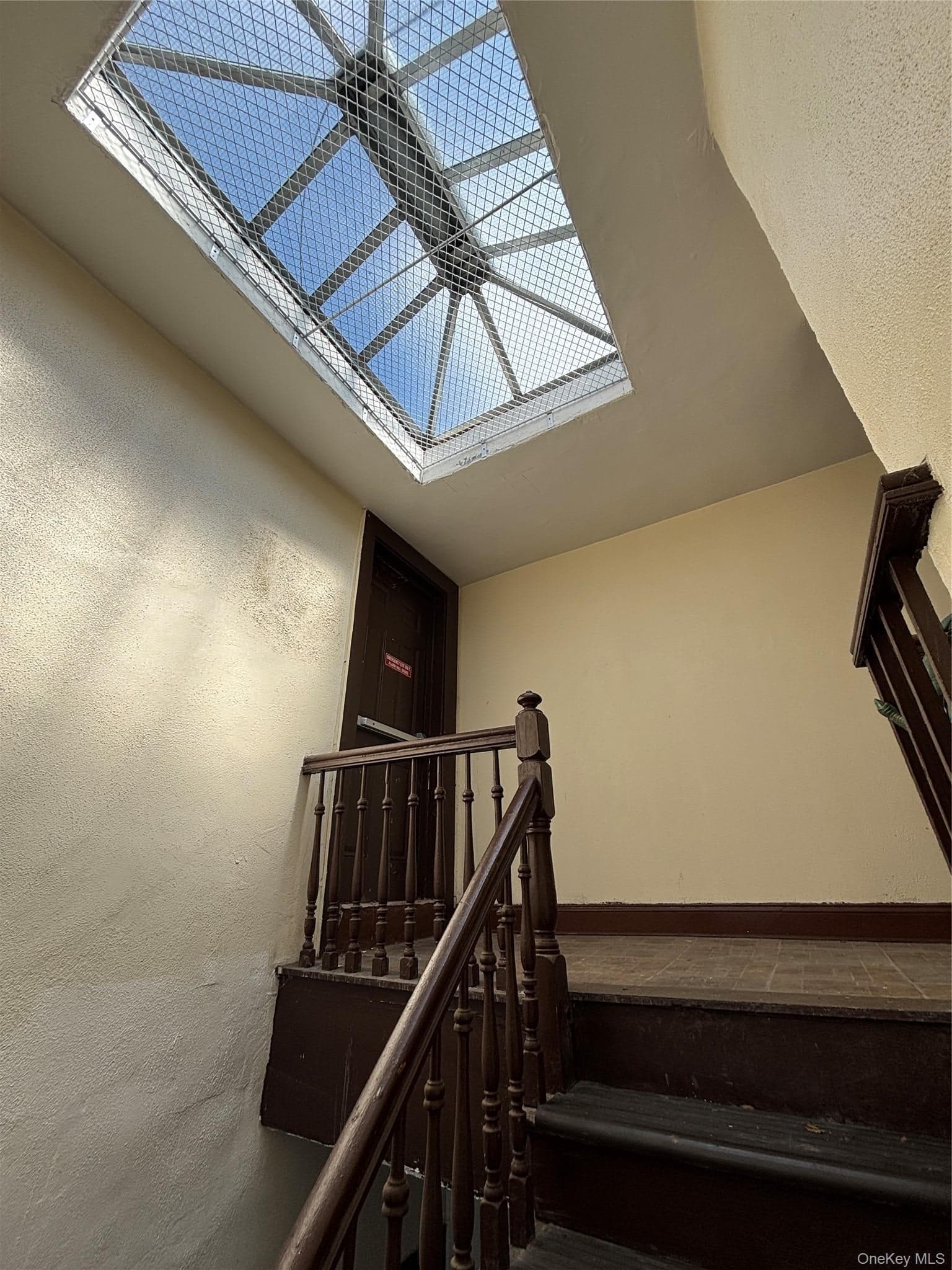 2308 Hughes Avenue thumbnail 13