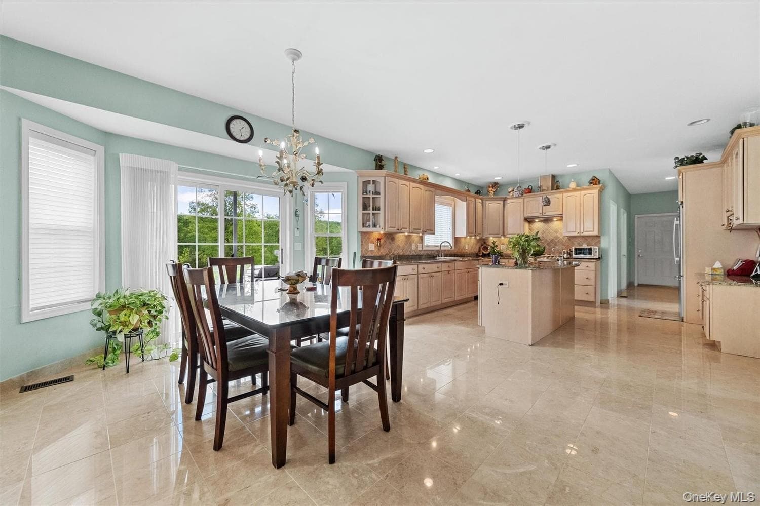 20 Goshen Road thumbnail 16