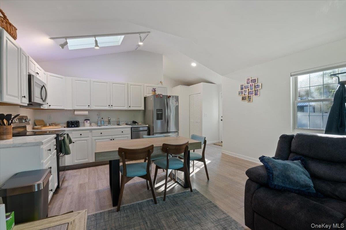 30 Ormond Avenue thumbnail 5