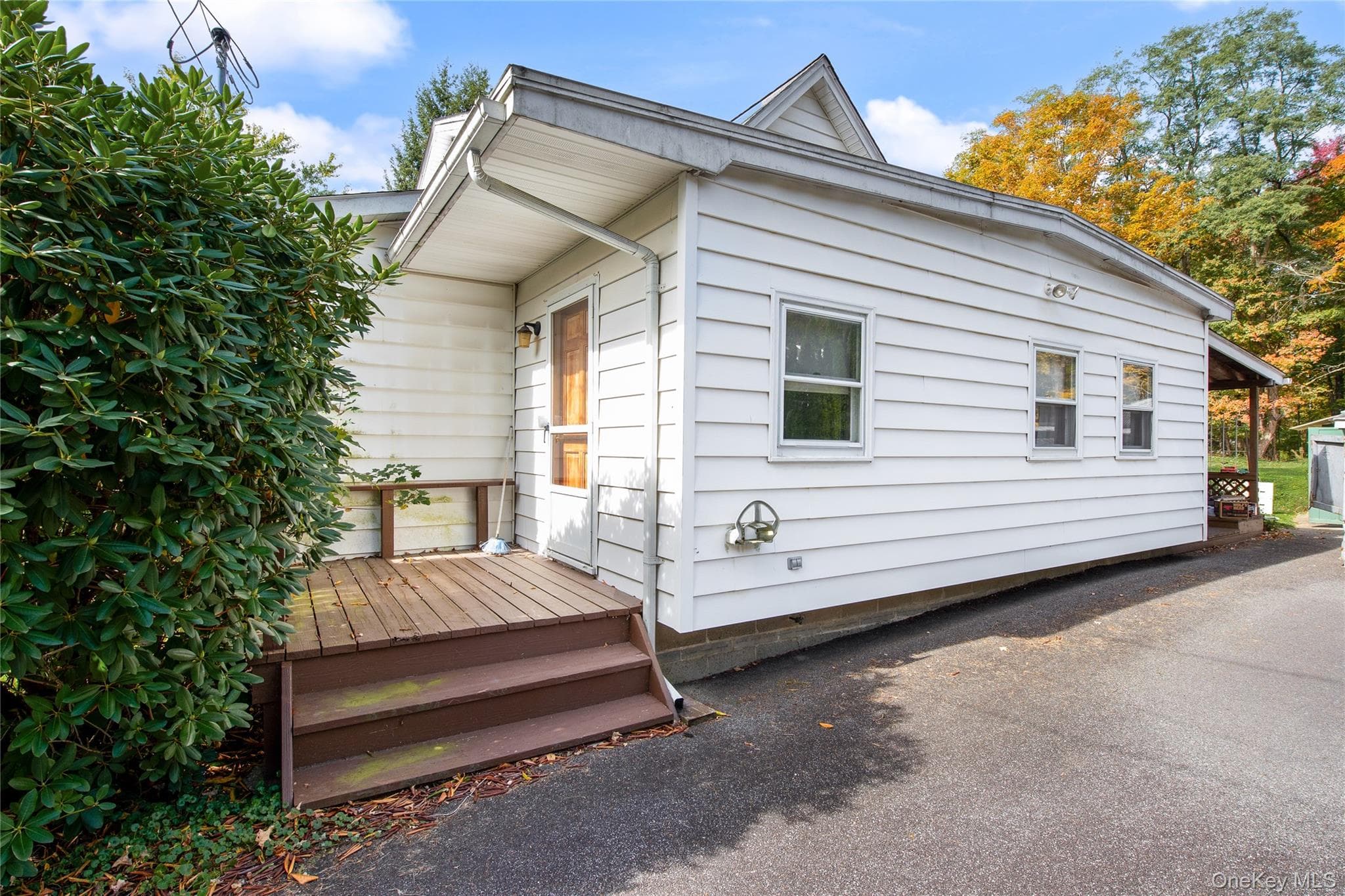 795 Burlingham Road thumbnail 3