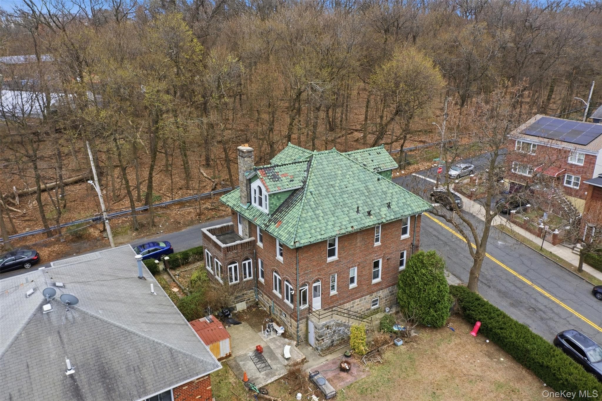 128 Parkway thumbnail 47
