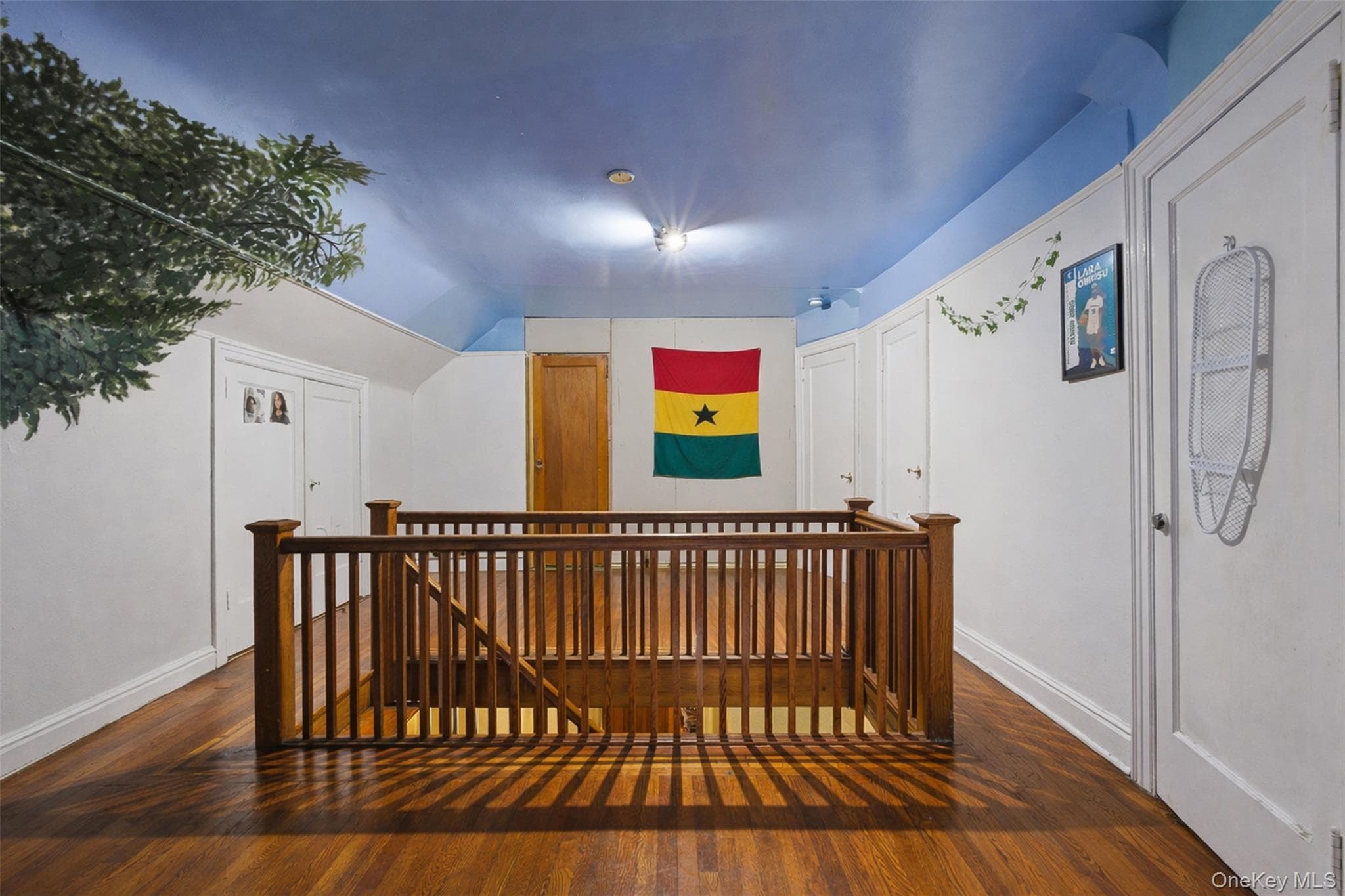 128 Parkway thumbnail 29