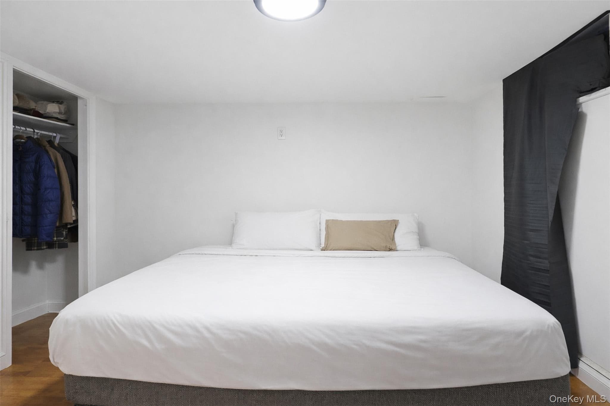 128 Parkway thumbnail 38