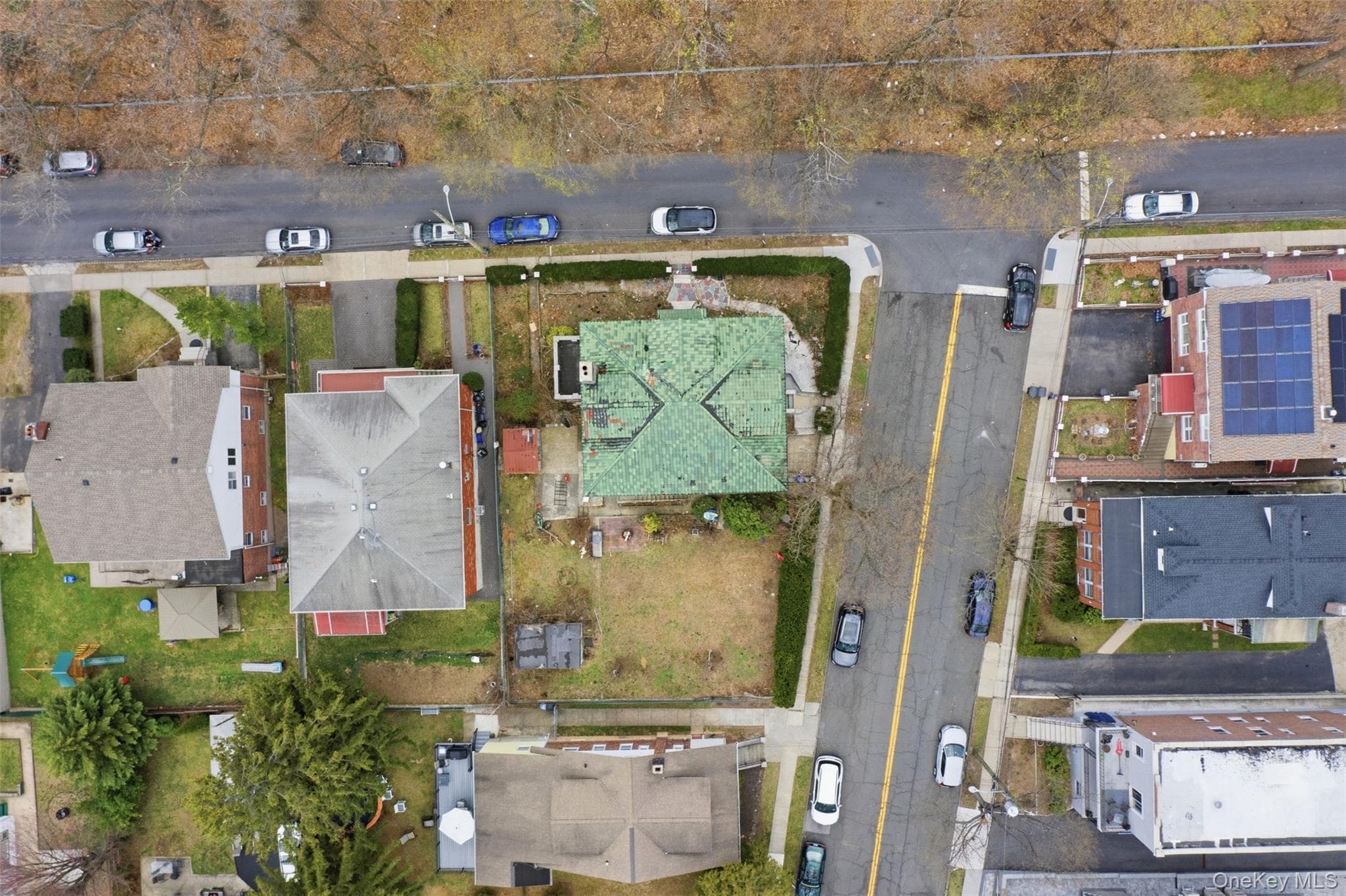 128 Parkway thumbnail 3