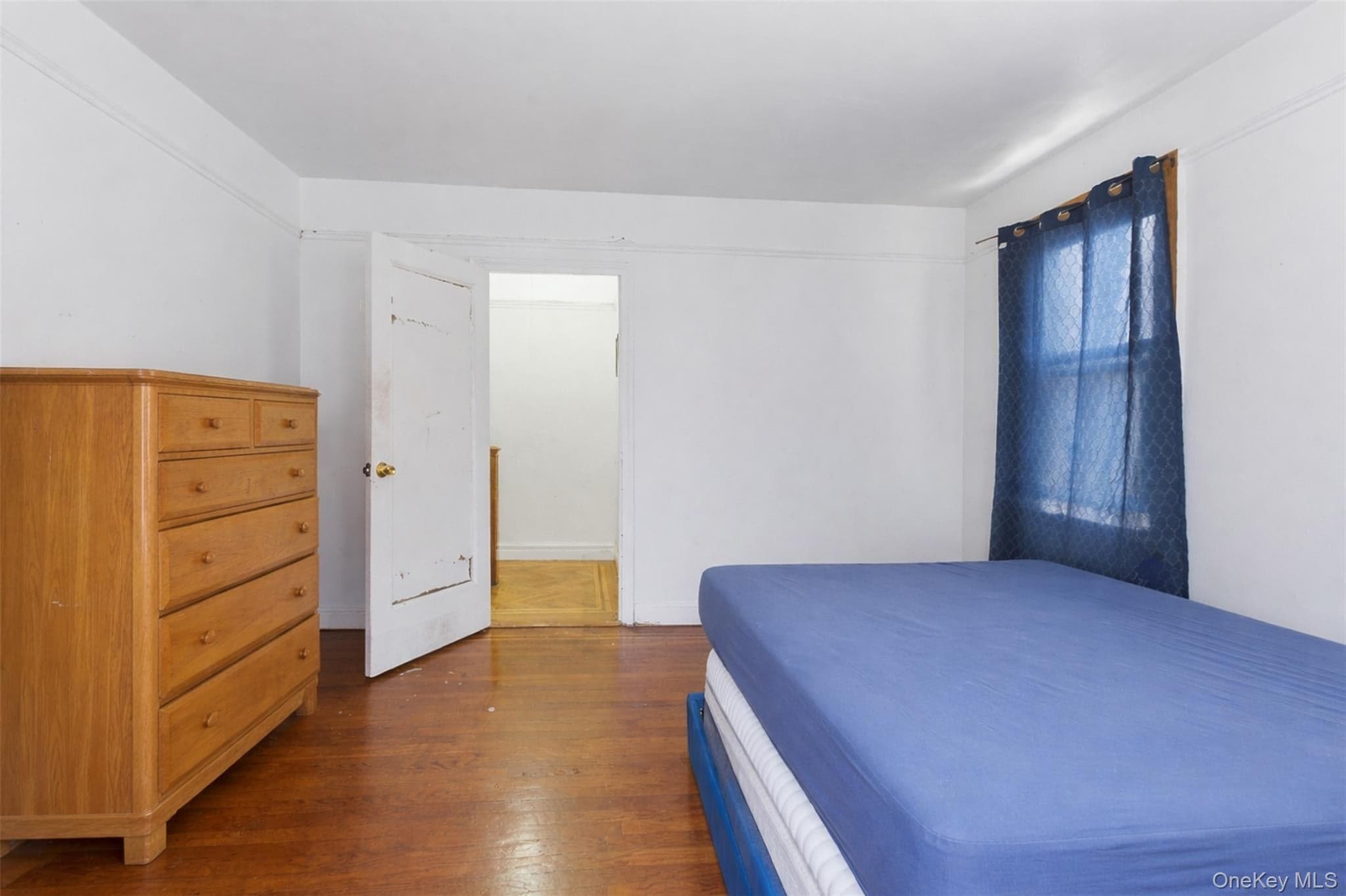 128 Parkway thumbnail 26