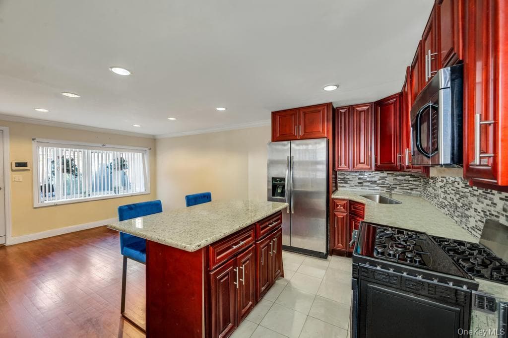 1536 E 51st Street thumbnail 11