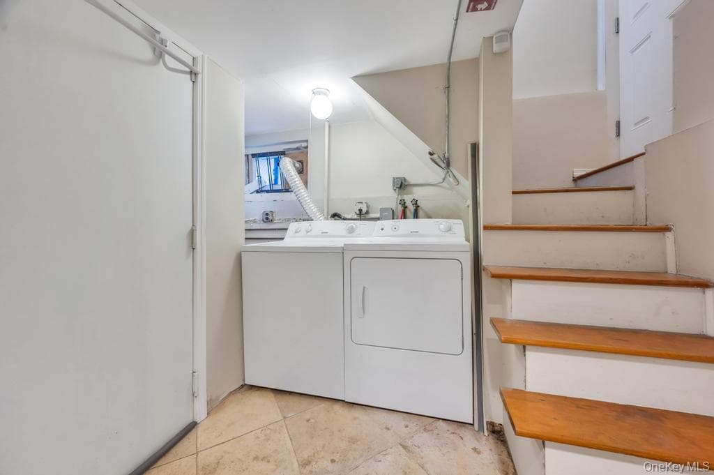 1536 E 51st Street thumbnail 27