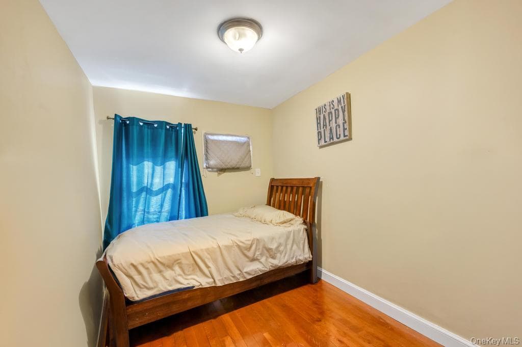 1536 E 51st Street thumbnail 21
