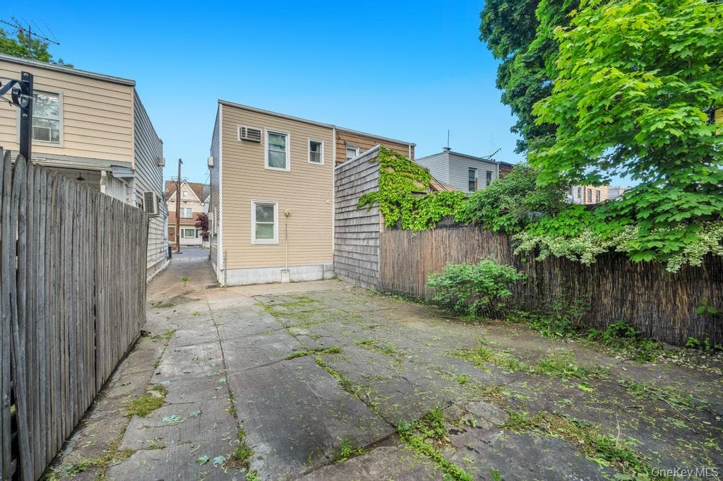 1536 E 51st Street thumbnail 30