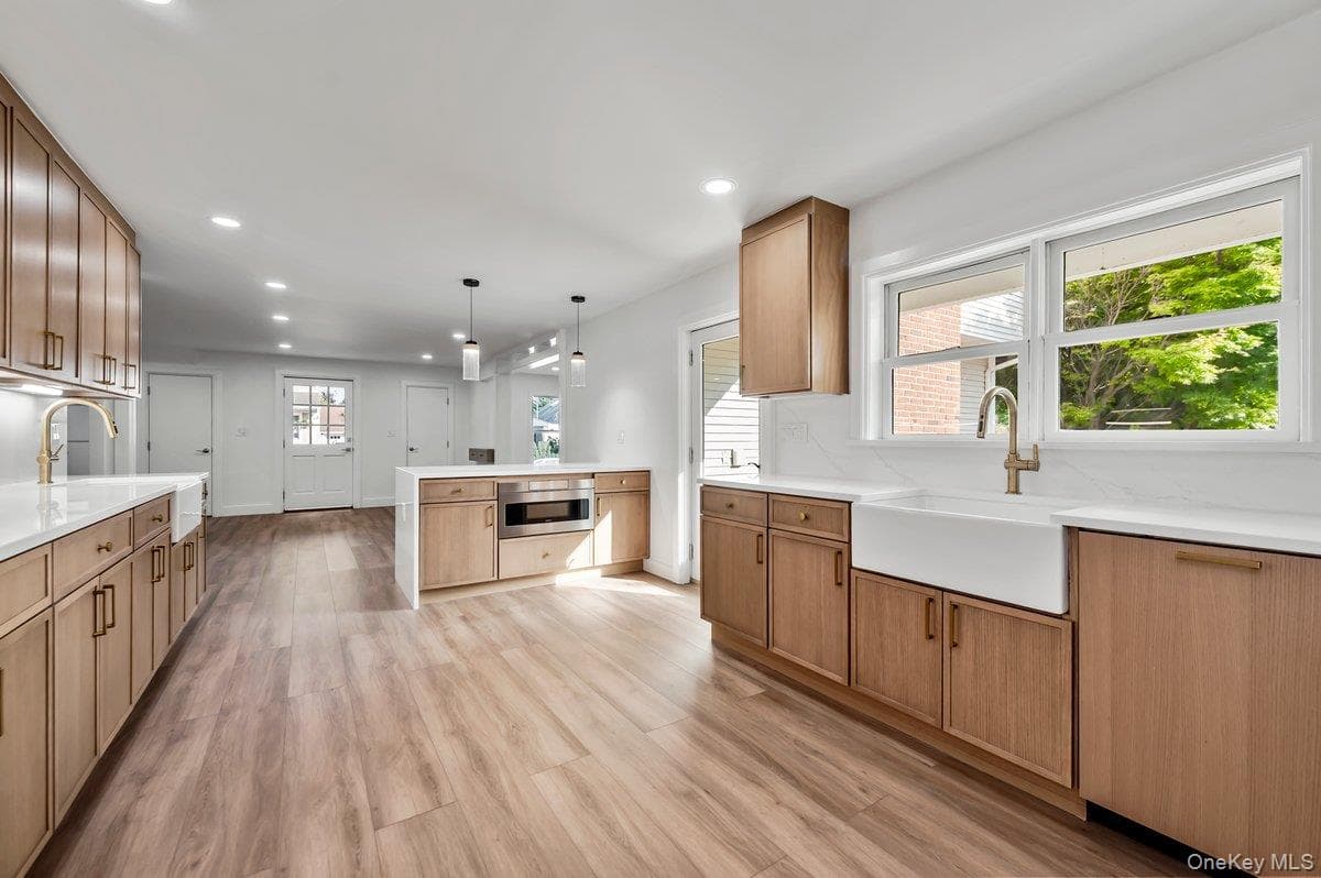 139 Coronado Street thumbnail 11