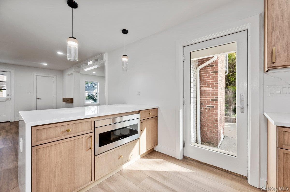 139 Coronado Street thumbnail 12