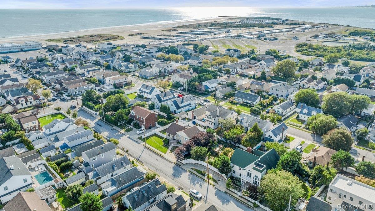 139 Coronado Street thumbnail 46