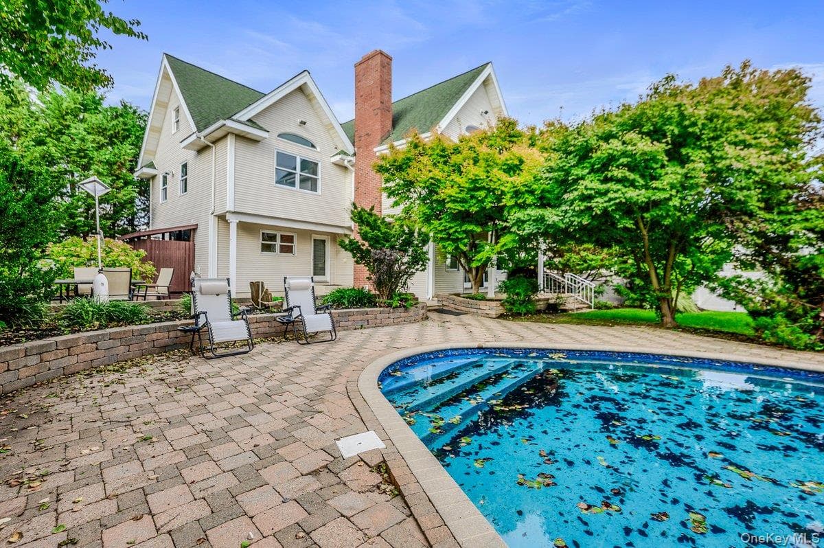 139 Coronado Street thumbnail 36