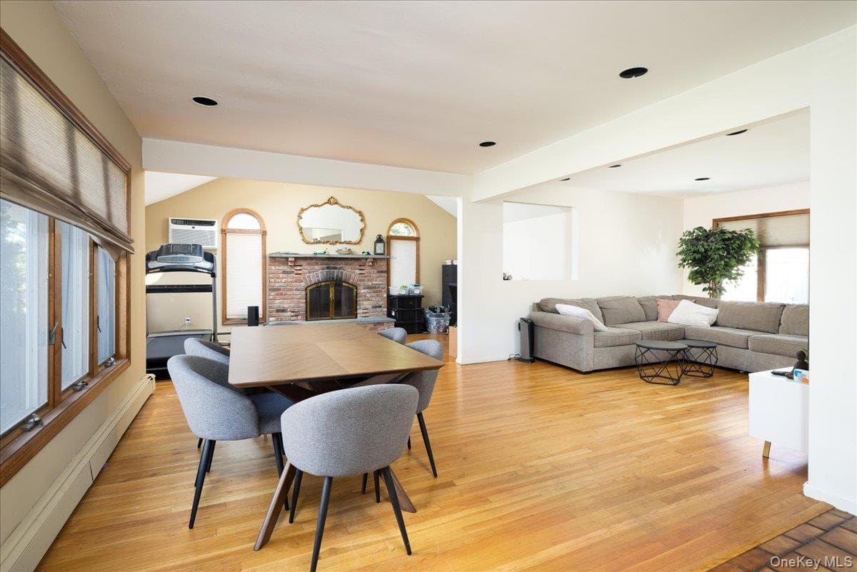 10 Seneca Drive thumbnail 5