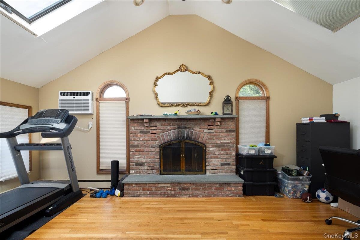 10 Seneca Drive thumbnail 8