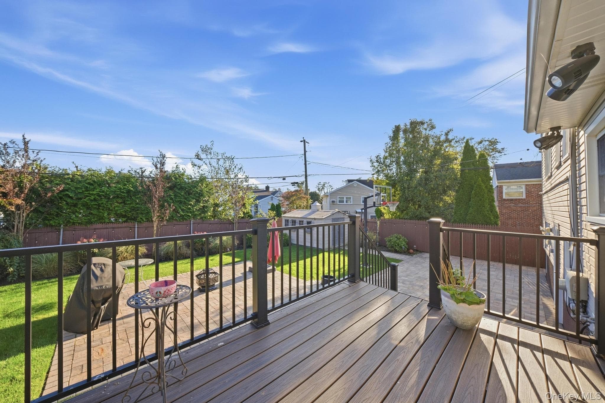 2624 Flower Street thumbnail 9