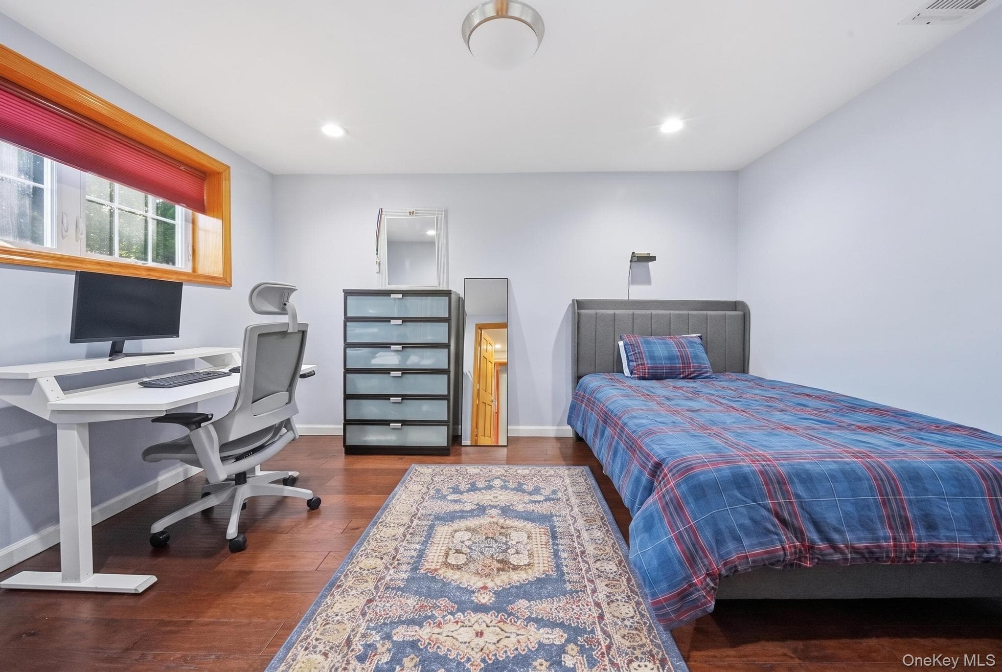 2624 Flower Street thumbnail 28