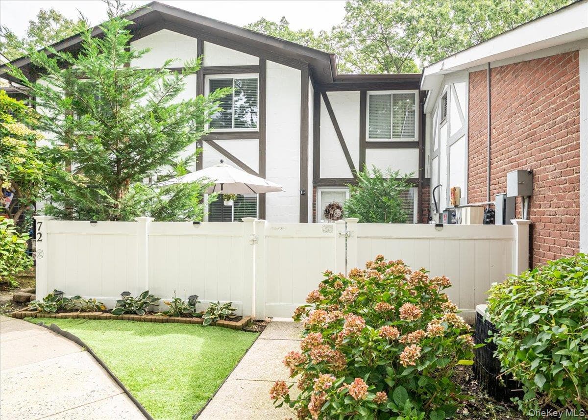 72 Birchwood Road Unit: 72 thumbnail 3